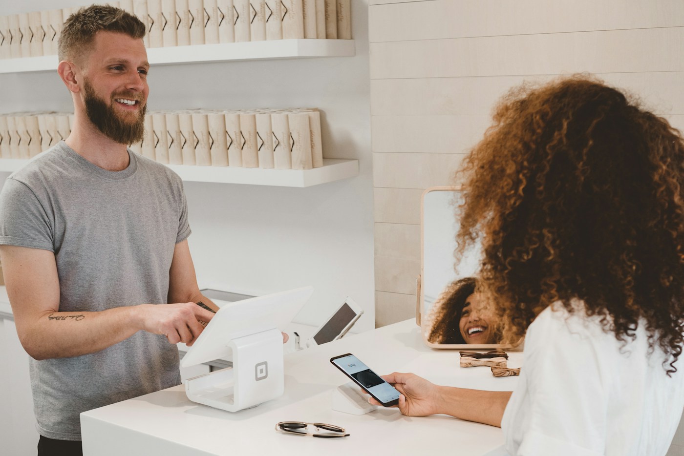 Payment card illustrating why a deposit alone does not prove tenant suitability